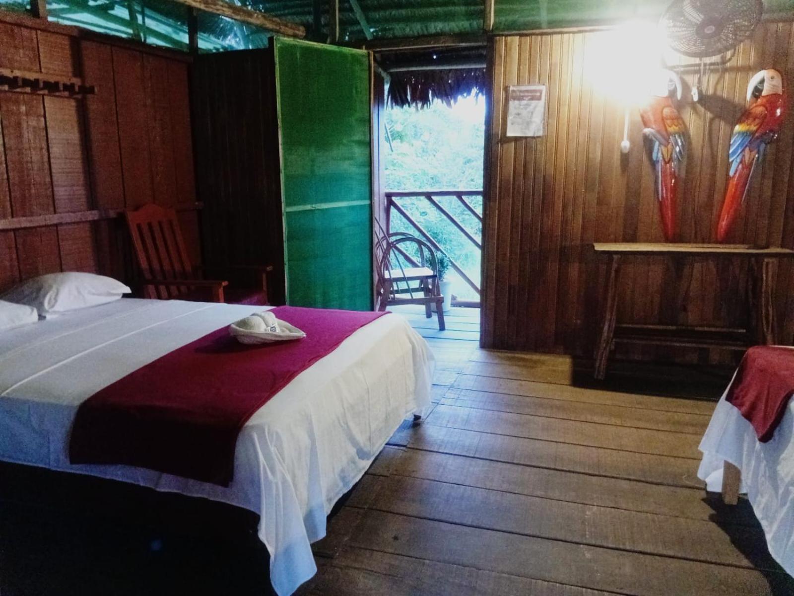 Casa Kukama Lodge Iquitos Exterior foto